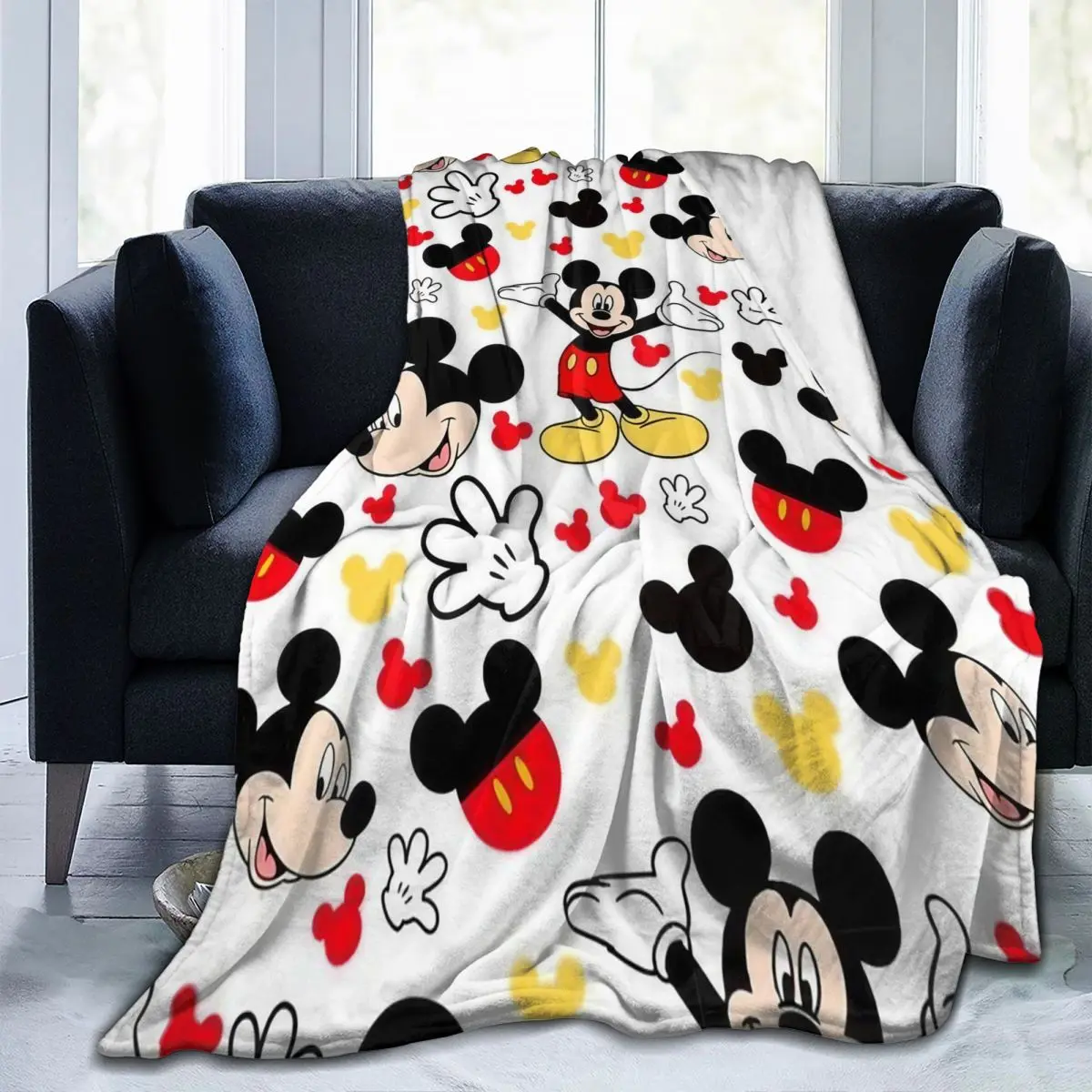Милые Мультяшные одеяла Микки Маус флисовые осенне-зимние многофункциональные