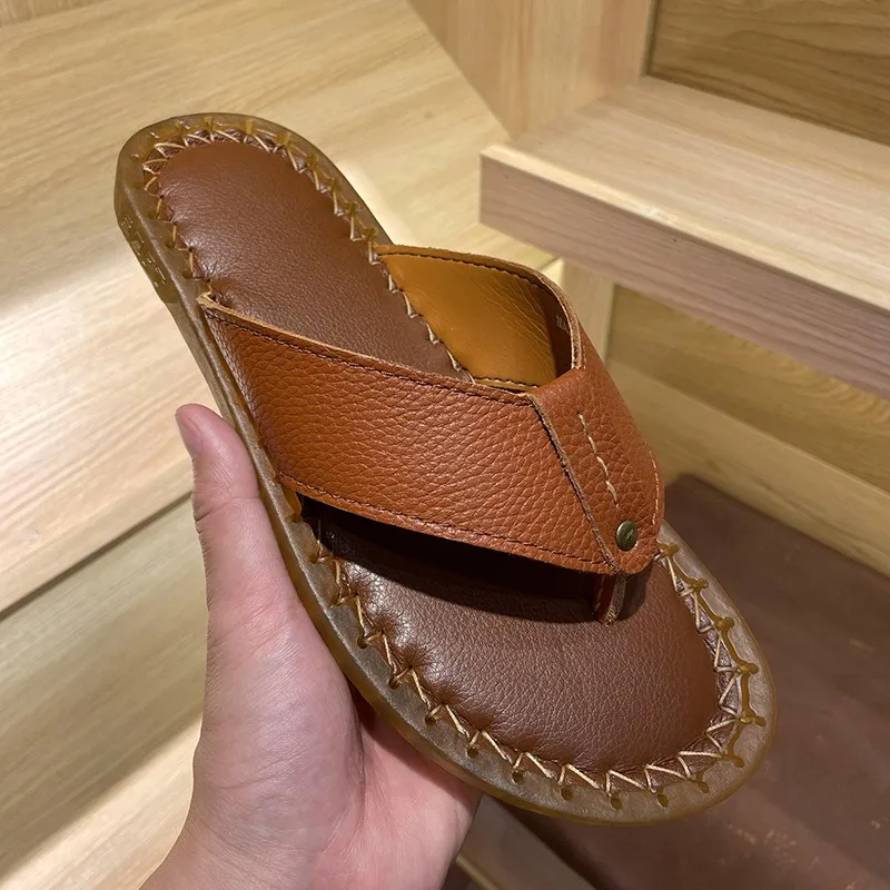 

Шлепанцы мужские из натуральной кожи, дышащие сандалии на мягкой нескользящей подошве, универсальные, из натурального каучука, дизайнерские пляжные тапочки в стиле ретро