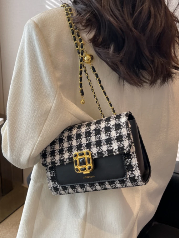 Niche Design Woolen Bags 2023 New Autumn/winter Popular New Women's Bags Chain Messenger Bag Hot Plaid Square Bag Shoulder Bag