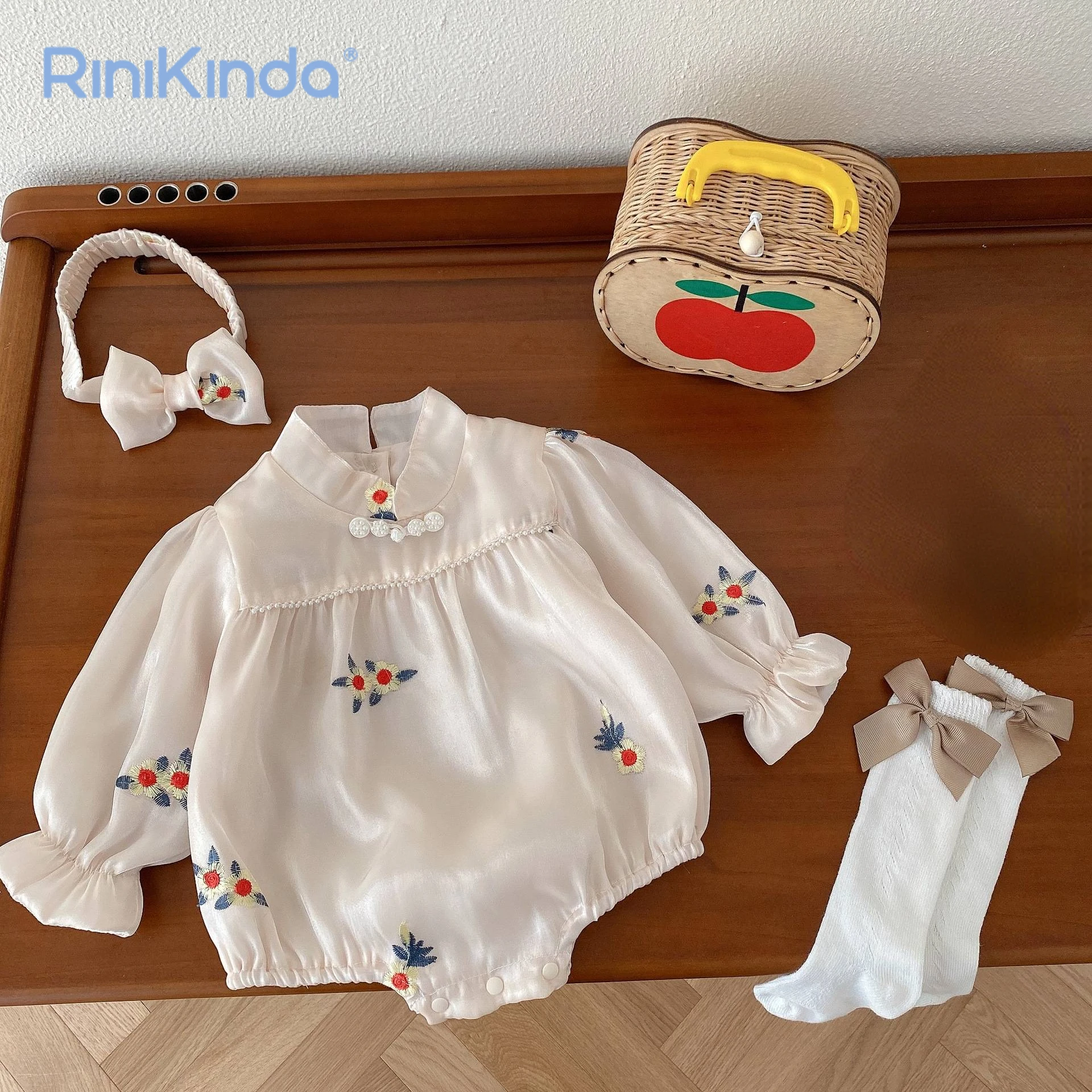 

Sweet Baby Newborn Romper Autumn Long Sleeve Floral Embroidery Romper Girls Clothes 2023 New Jumpsuit Baby Clothing