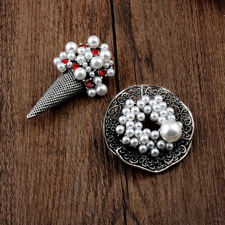 

Creative Vintage Ice Cream Shaped Pearl Brooch Luxury Fashion Clothing Accessories Pins Temperament Corsage