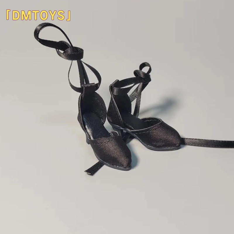 В наличии масштаб 1/6 женские сексуальные черные туфли на высоком каблуке с