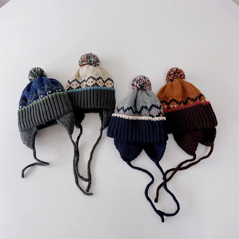

Kids Vintage Striped Personality Knitted Hat Boys Fashion Multicolour Pom Poms Warm Cap Girls Soft Cotton Ear Protection Caps