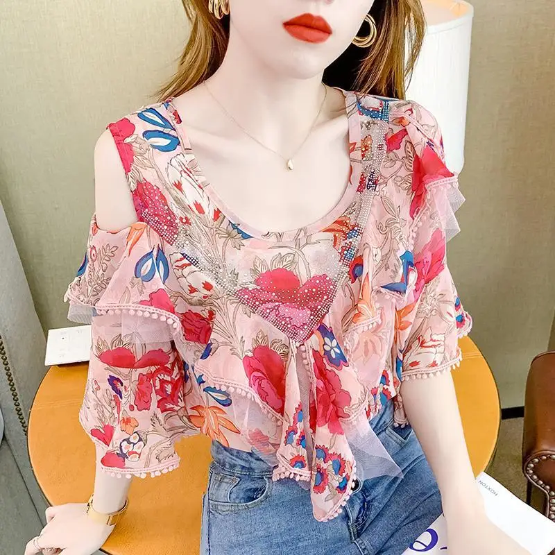 

Blouse 2022 Summer new women's clothing floral tops leak shoulders European temperament short -sleeved chiffon shirt women