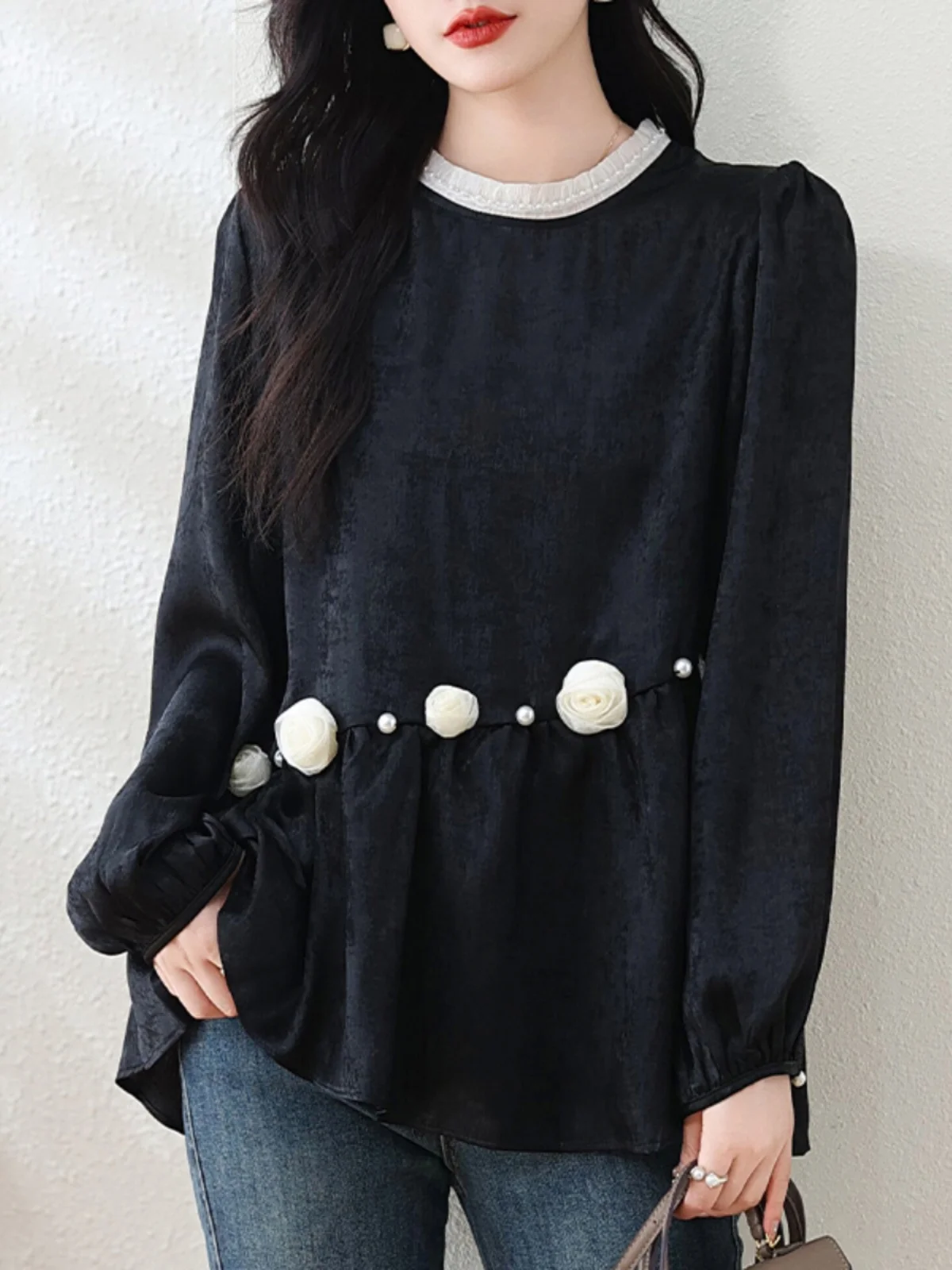 Сентябрьская модная рубашка Momo с декоративным цветком и бисером женская одежда