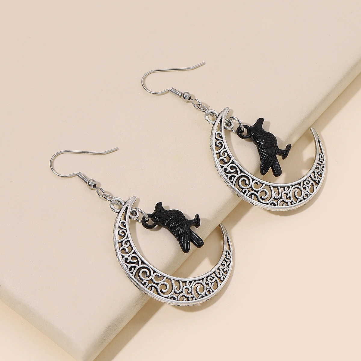 

Wiccan Black Bird Moon Earring Creative Gift for Women Festival Jewelry Charm Celestial Charm Hippie Fashion 2022 Statement