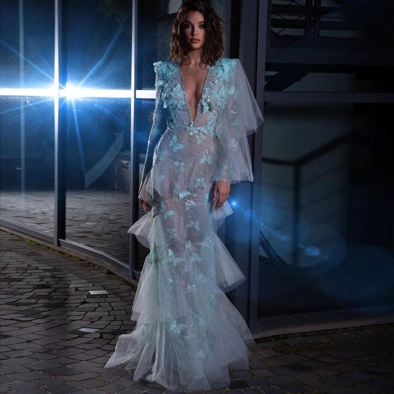 

Robes de soirée See Thru Blue Prom Dresses Long Sleeves Mermaid Evening Gowns with Butterfly Appliques Shiny Tulle Pageant Dress