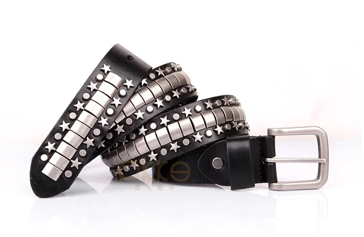 high quality genuine 2023 luxury real Brand brand new fashion punk cow buckle belt.genuine leather vintage rivet belts skeleton