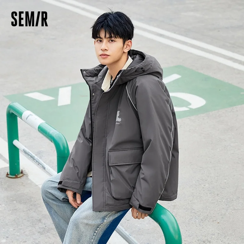 

Мужской зимний пуховик с капюшоном и светоотражающим рисунком медведя