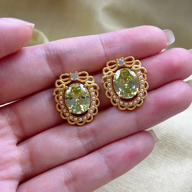 

Timeless Wonder Fancy Green Zircon Geo Stud Earrings for Women Designer Jewelry Bride Gift Luxury Brand Top Brincos Summer 2271