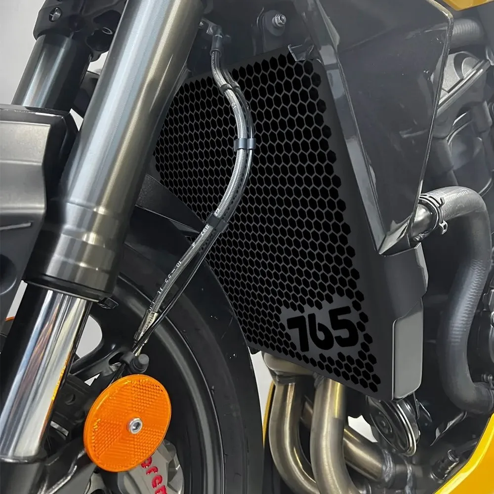 Фото Для Street Triple Moto2 765 765RS 765R 2023 2024 2025 Triple Moto 2 765 R RS Решетка радиатора мотоцикла Защитная крышка №2