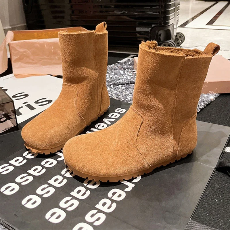 Женские зимние ботильоны на меху плоской подошве замшевые повседневные туфли