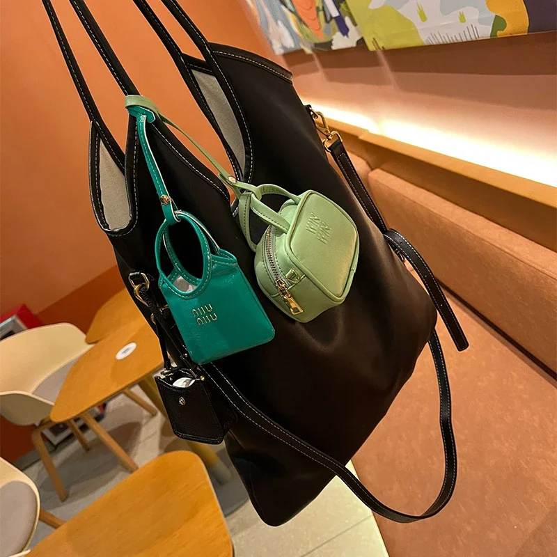 Супер милый мини-портфель маленькая квадратная сумка новая портативная красная