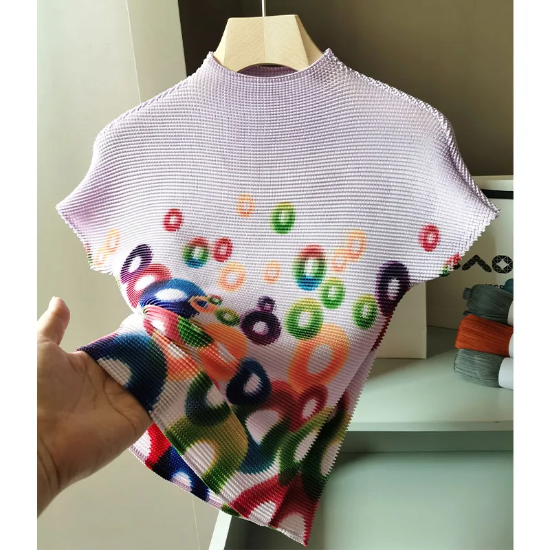 

Color Circle Print Corn Grain Pleated Short-sleeved T-shirt Female Summer New High-end Miyake Tops Plus Size Slim Women Clothing