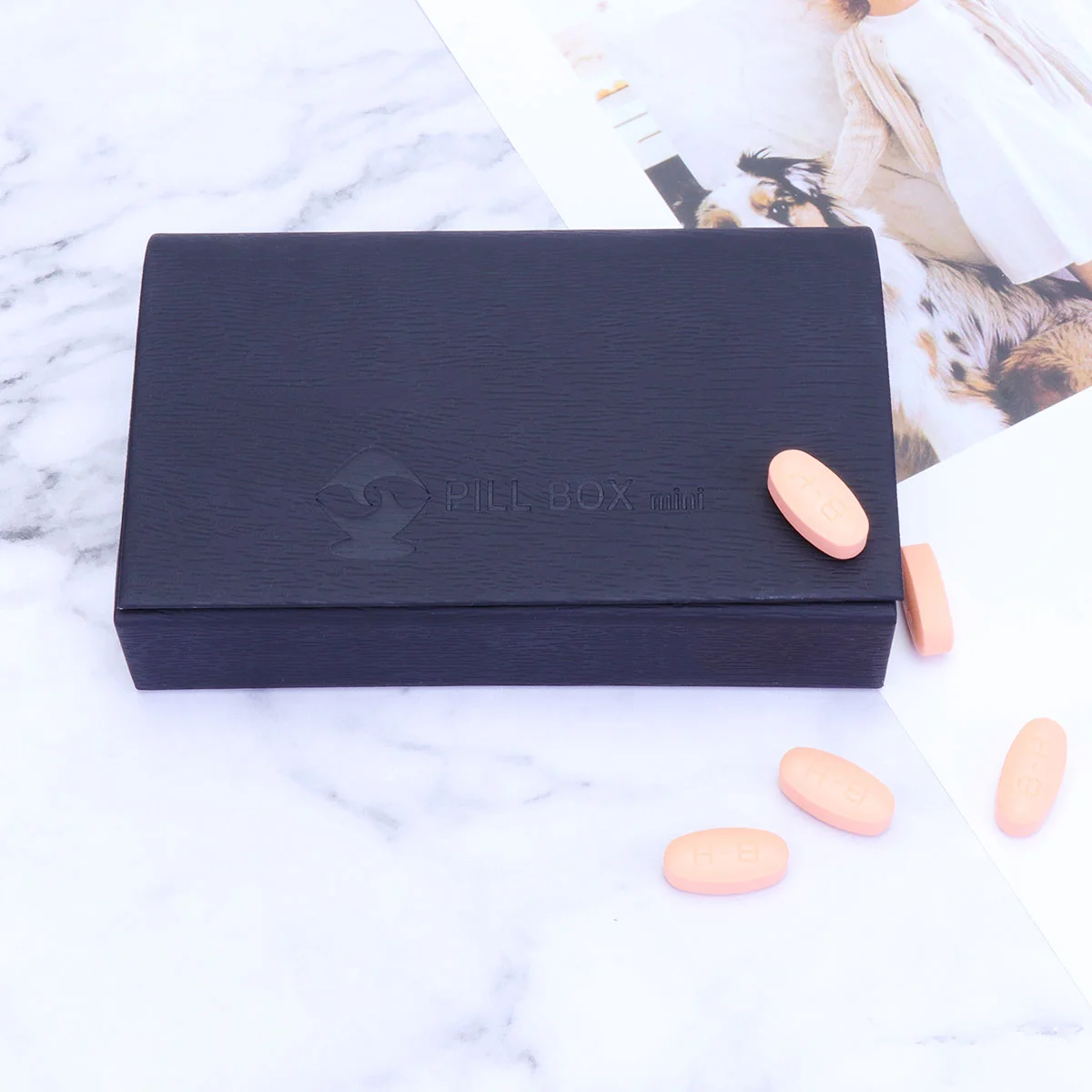 

1pc Mini Case Bag Weekly Daily Box Outdoor Medicine Box Organizer for Men Black