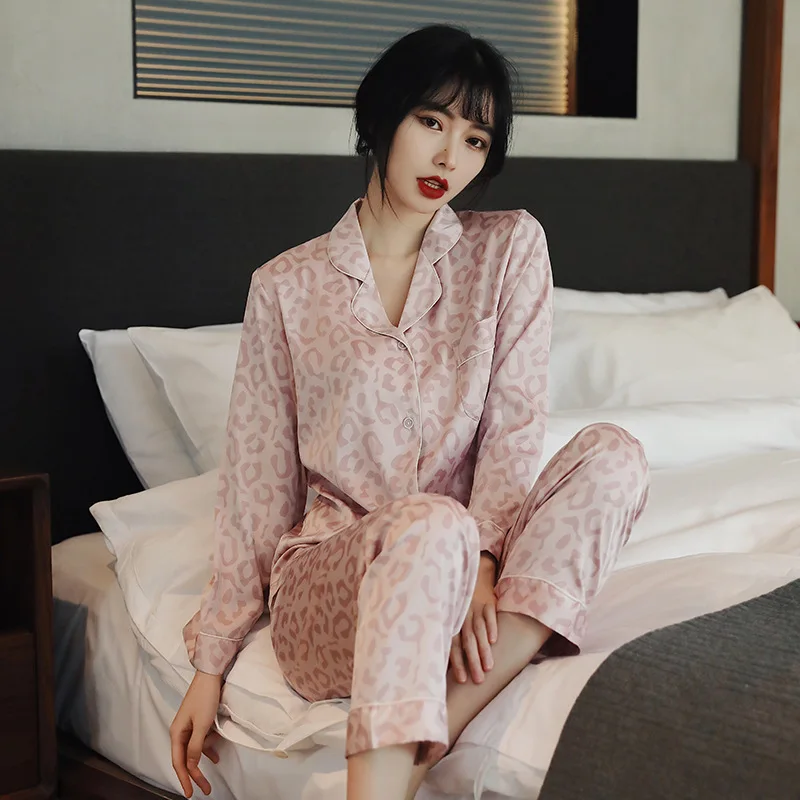 New Sexy Ice Silk Pajamas Women's Thin Model Pink Leopard Print Long-sleeved Home Clothes Set Sleepwear Women Pijama De Saten