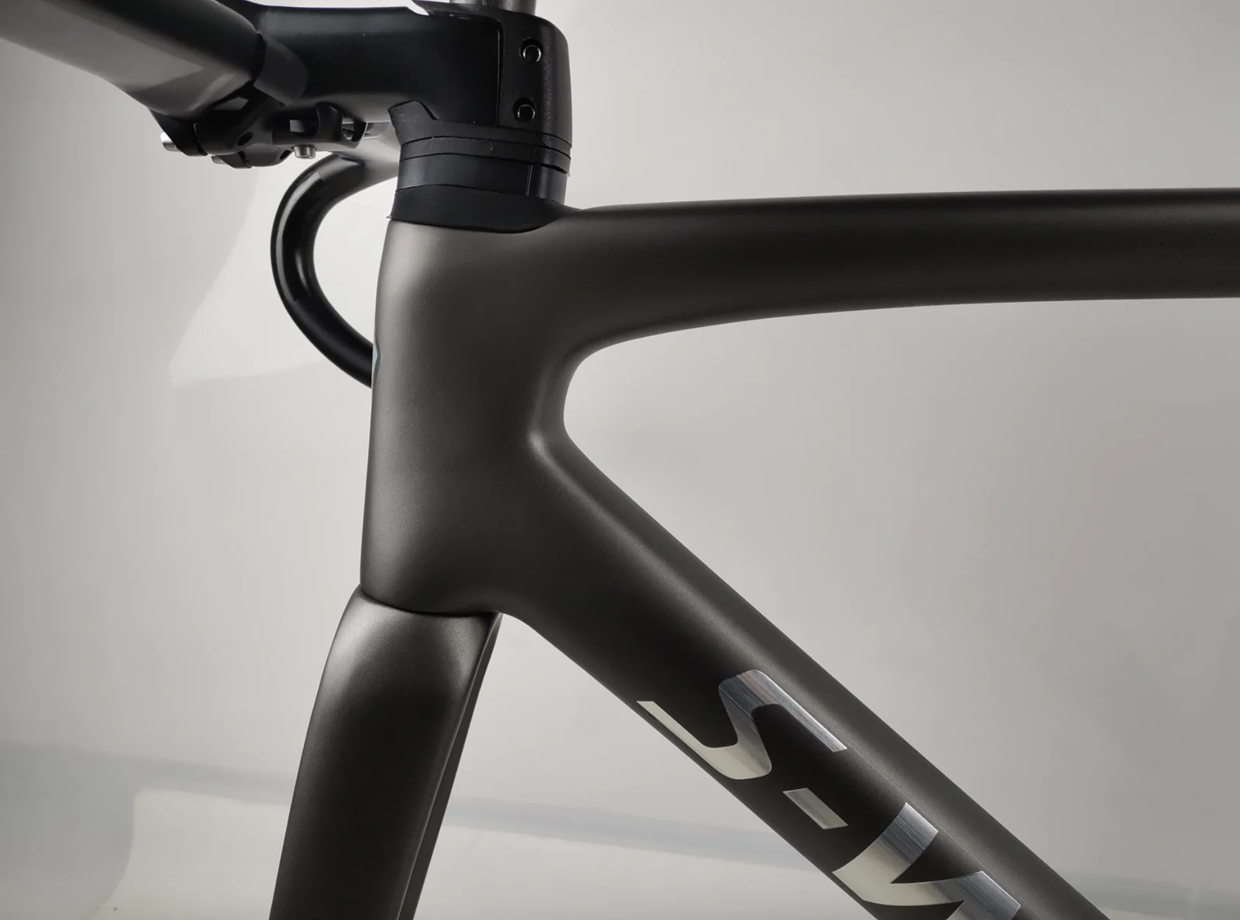 

carbon road bike frameset high quality SL7 frame disc brake BOB painting 700C flat Fit both DI2 and Mechanical group road bicyle