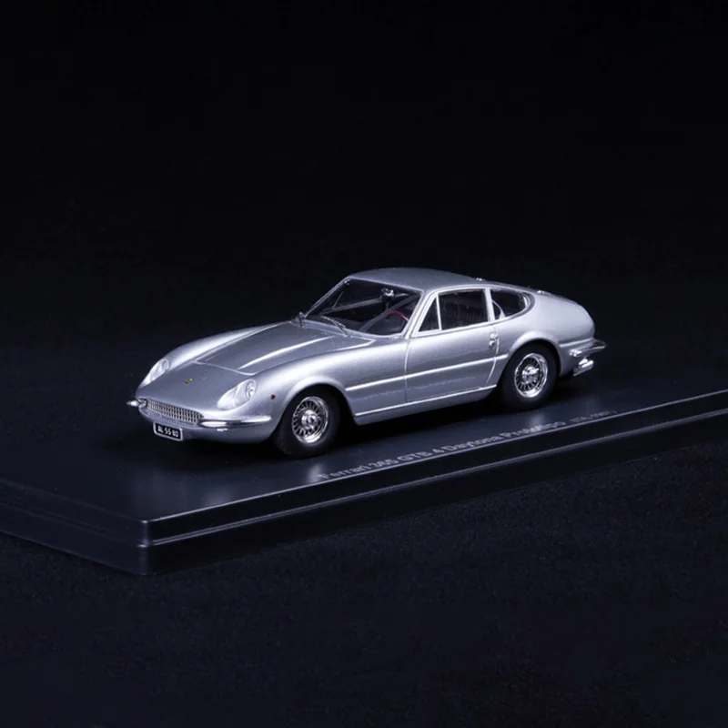 

Смола 1:43 Масштаб 1967 365GTB модель автомобиля Серебристая для взрослых Классическая коллекция подарок дисплей сувенирное украшение