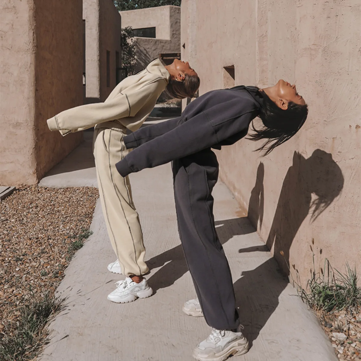 Новинка осени 2025 года — зимняя европейская женская модная спортивная толстовка