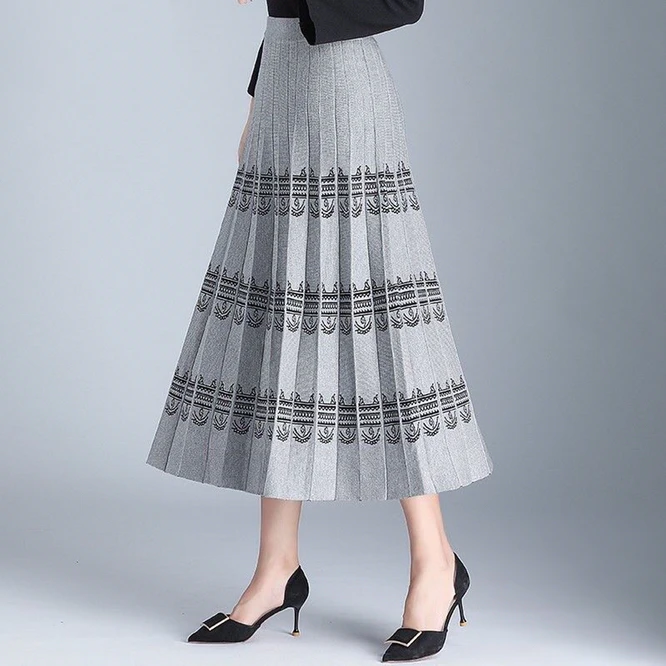2021 New Knitted Women's A-line Skirt Mid Autumn Winter Long Wrap Hip High Waist Thickenin Printed Skirt Girl's Wool Skirt Gray