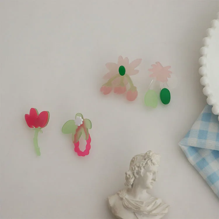

Plant earrings Summer New Niche Design Art Irregular Flower Earrings Personality Girl Style Ear Clip Female fashion jewelry