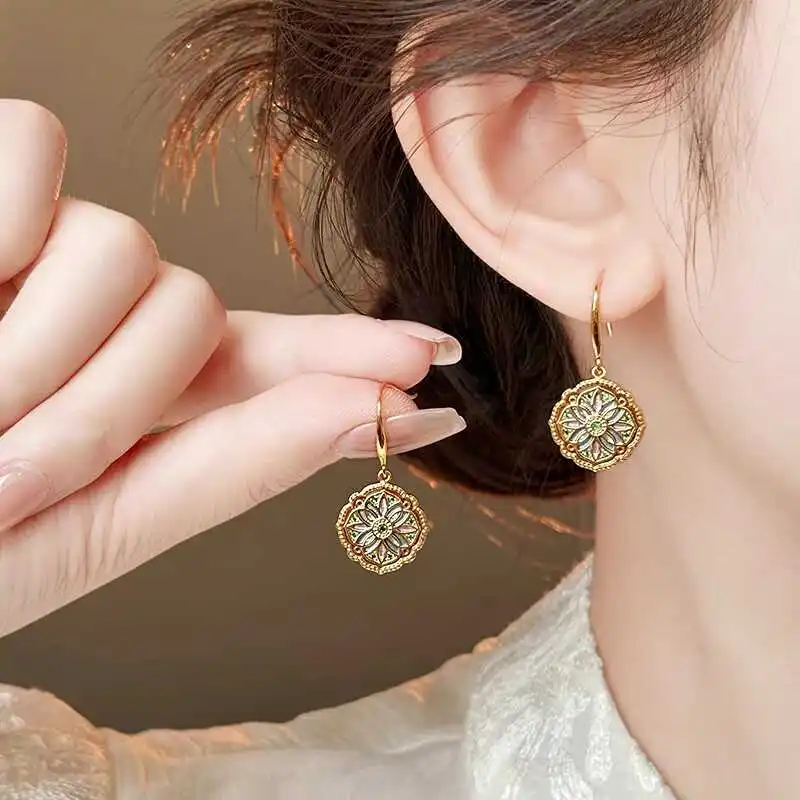 Outlets Counter Low Price 8K Gold Monet Earrings Exaggerated Antique for Women |