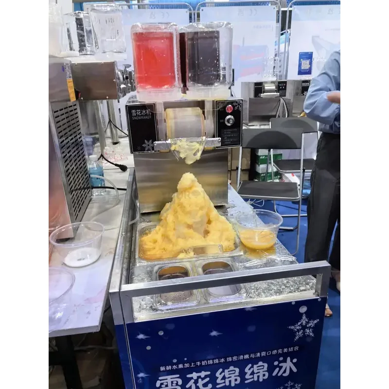 Фото Коммерческая машина для приготовления снежного бинсу BINGSU: производство ледяных хлопьев, двухрежимная работа (полностью автоматическая и полуавтоматическая) №3