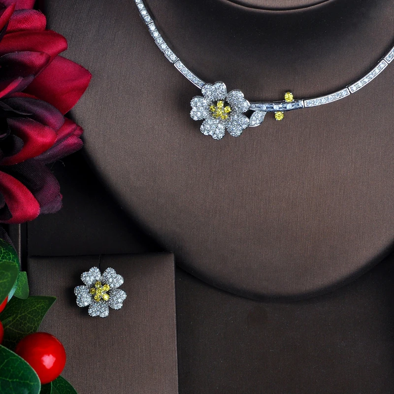 

Fashion Elegant Women Bridal Jewelry sets Micro CZ Pave Necklace Set Beauty Flower Design Yellow Jewelry Party Gifts N-569