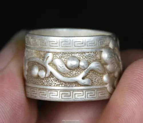 2 см Редкий Старый китайский Miao Серебряный фэн-шуй цветок бабочка кольцо