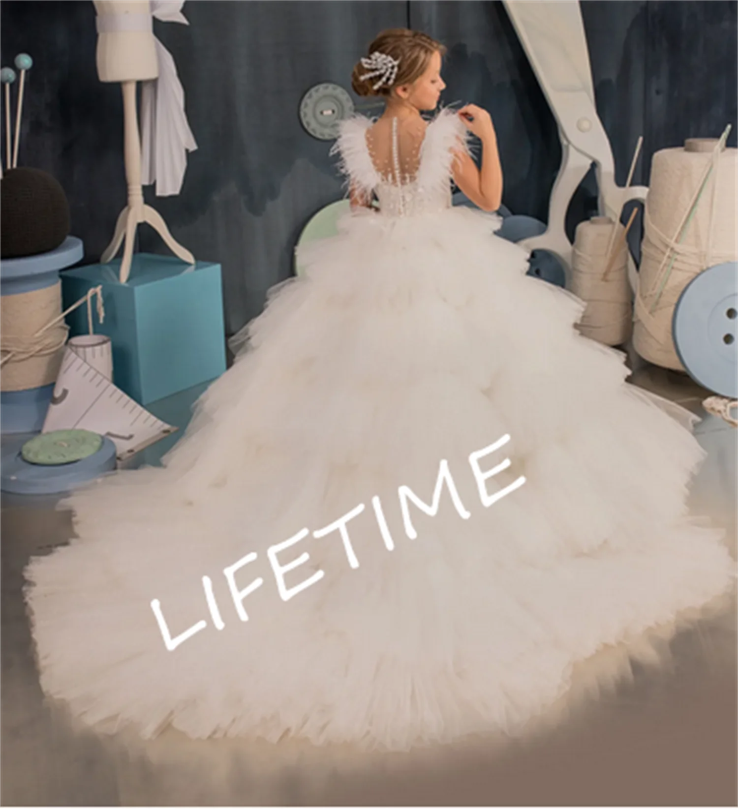 Перфорированная ручка, гадюка, прорезиненный корпус, прорезиненный корпус, новый год