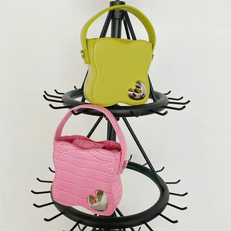 

2022 New Crocodile Pattern Love Lace Wave Sequined Portable Small Square Mini Handbag Fashion Simple Hand Shoulder Women Bag