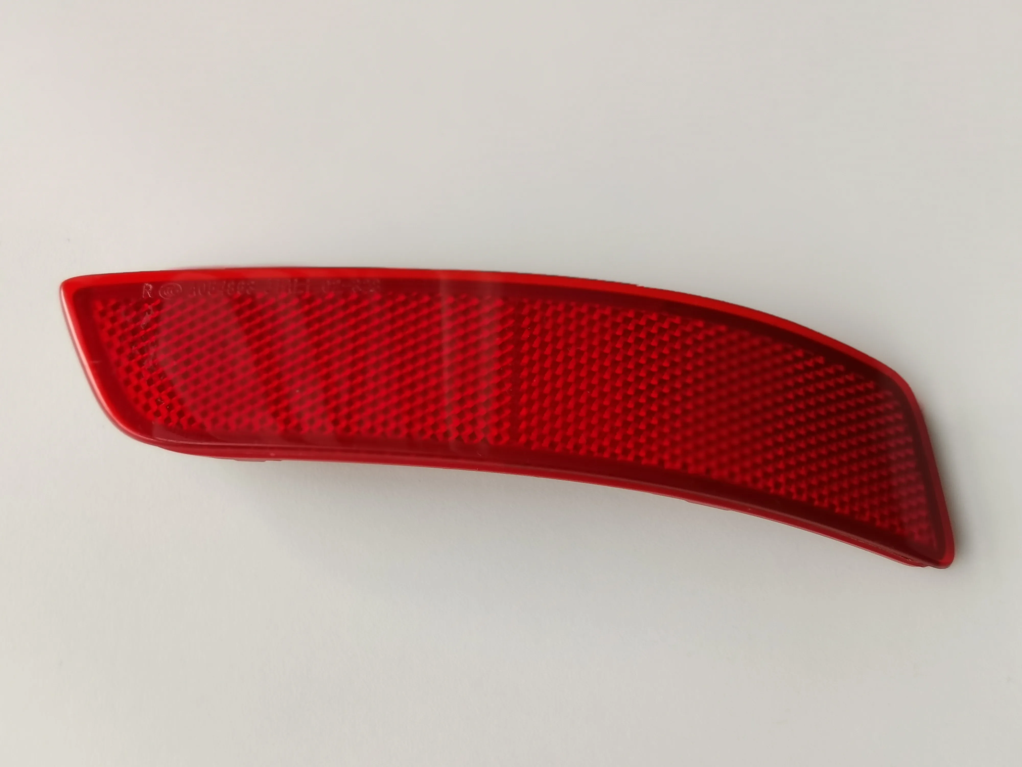 

Автомобильный отражатель заднего бампера, световой индикатор, противотуманная фара, Красный Автомобильный тормоз для Toyota Corolla 2014 2015 2016 2017 2018