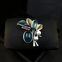 high end enamel glaze and colours leaf brooch women vintage flower pin corsage coat overcoat pin scarf accessories pearl jewelry
