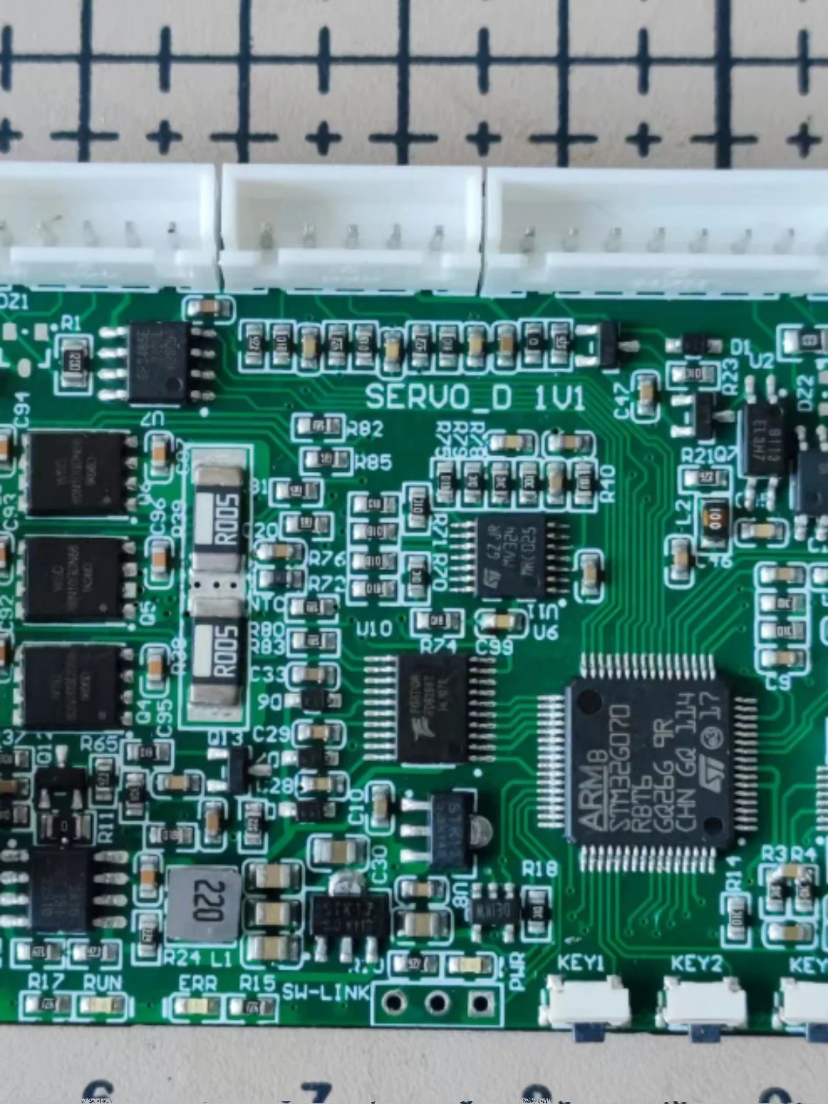 Бесщеточная плата для разработки двигателя постоянного тока STM32 коридор