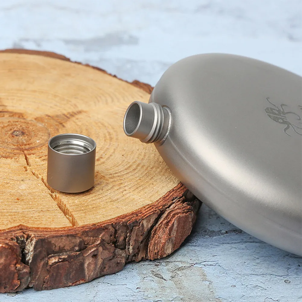 

170ml Pure Titanium Bottle Wine Whisky Pot Bottle Hip Flasks Drinker Alcohol Bottle Portable Travel Round Drinkware Outdoor