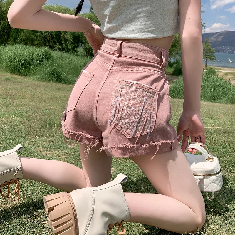 Рисунок 2 - Свободные облегающие джинсы в реальном