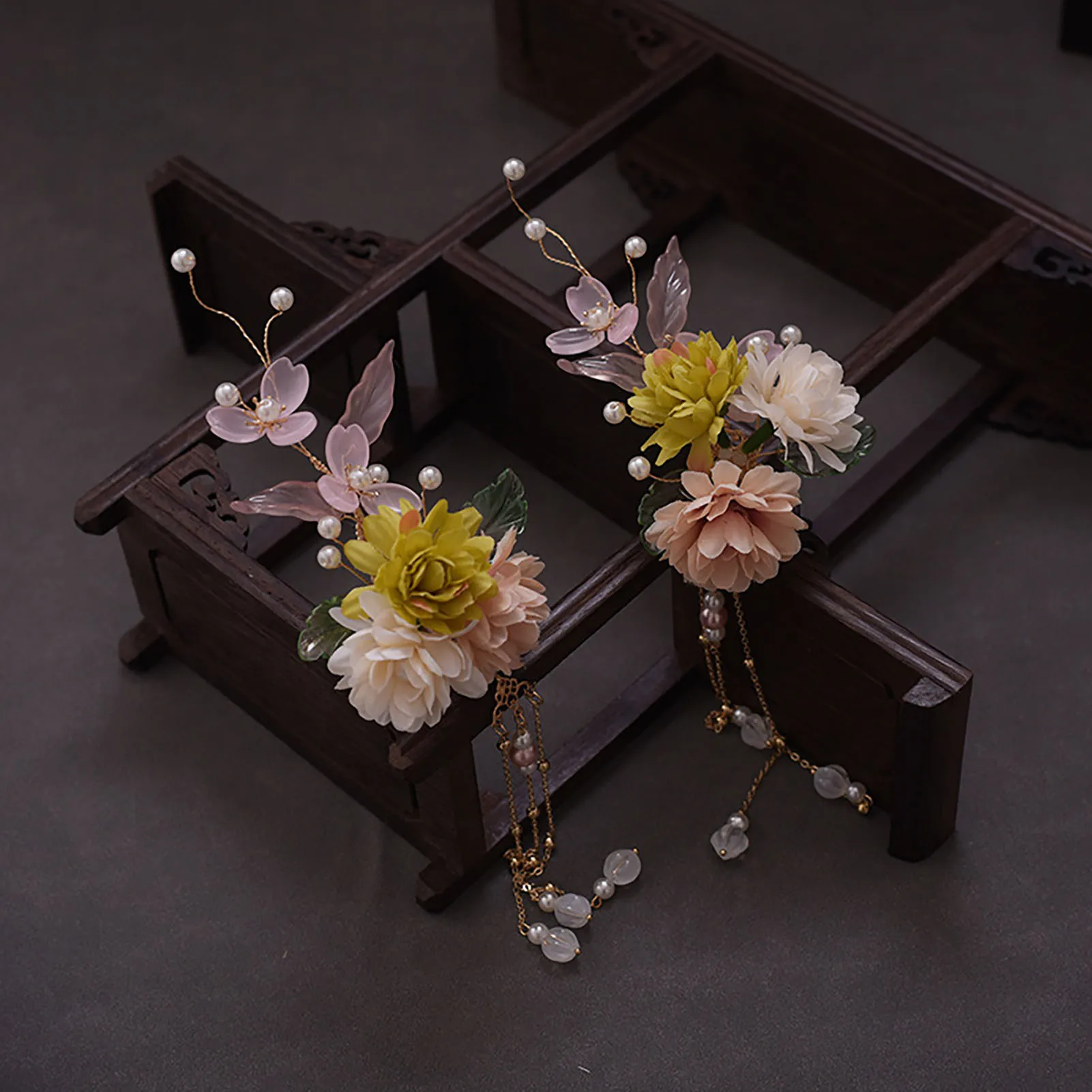 Парные Цветочные заколки для волос нежный цвет устойчивый захват цветок бахрома