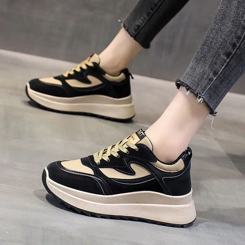 

2022 Women Tennis Shoes Breathable Mesh Height-increasing Four leather White Shoes Outdoor Walking Jogging Woman Sneakers