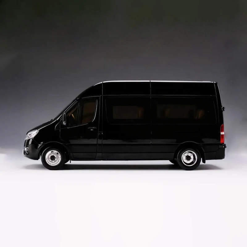 Литой под давлением масштаб 1:24 Yutong Tianjun V6 MPV