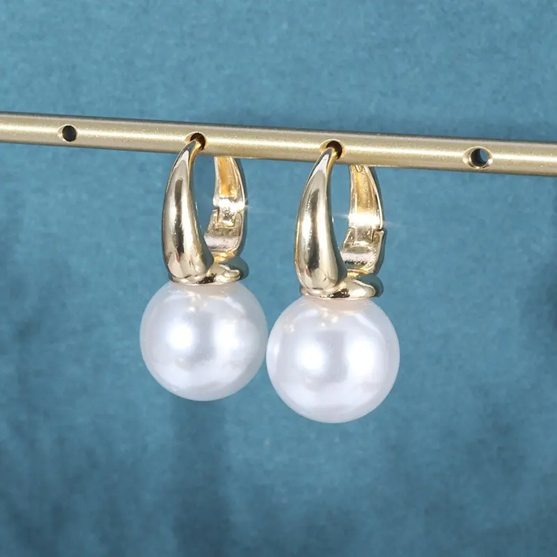 

Luxury Imitation Pearl Pendant Hoop Earrings Ladies Charm Elegant Delicate Banquet Jewelry Gifts