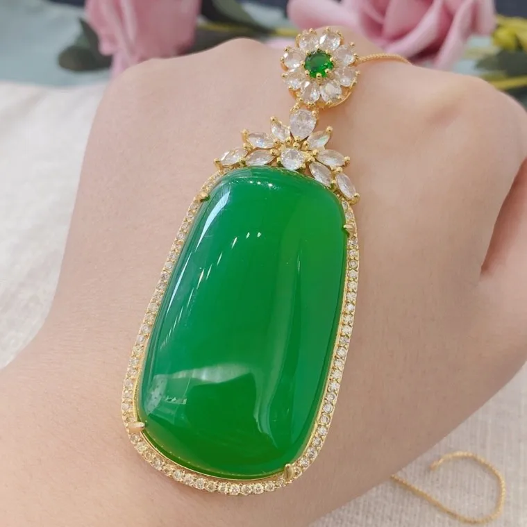 

Green Jades Rectangle Pendant With Zircon Jadeite Necklace Women Emerald Pendants Fashion Charms Jewellery Girlfriend Mom Gifts