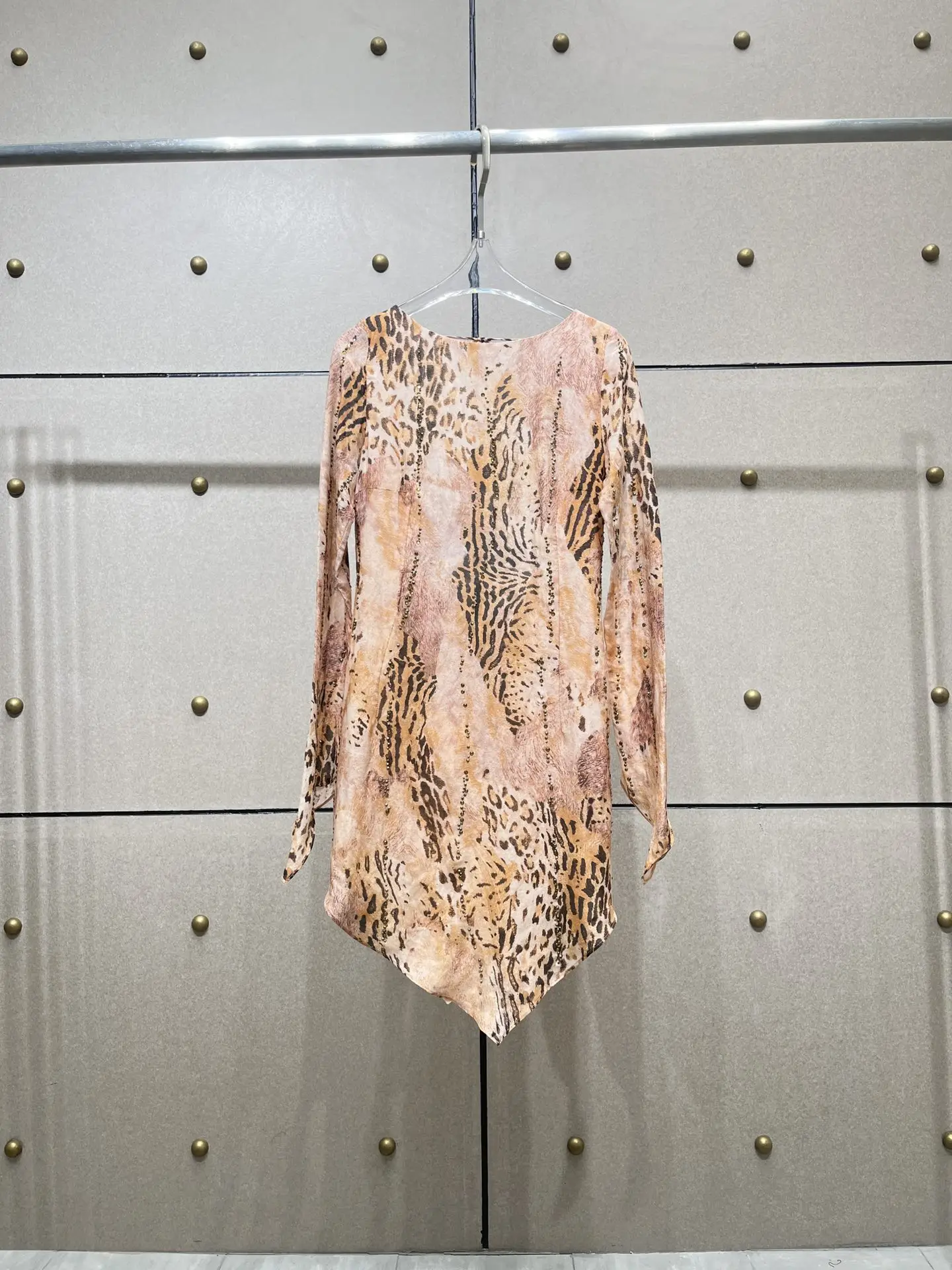 

2023 spring and summer women's clothing fashion new Printing Backless Dress 0621