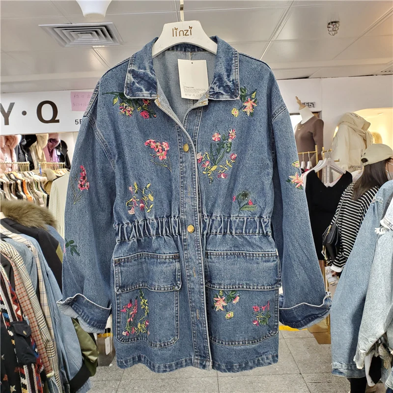 

Spring Vintage Blue Embroidery Denim Jacket Women Loose Mid Long Elastic Waist Cowboy Outerwear Big Pocket Jeans Jacket Female