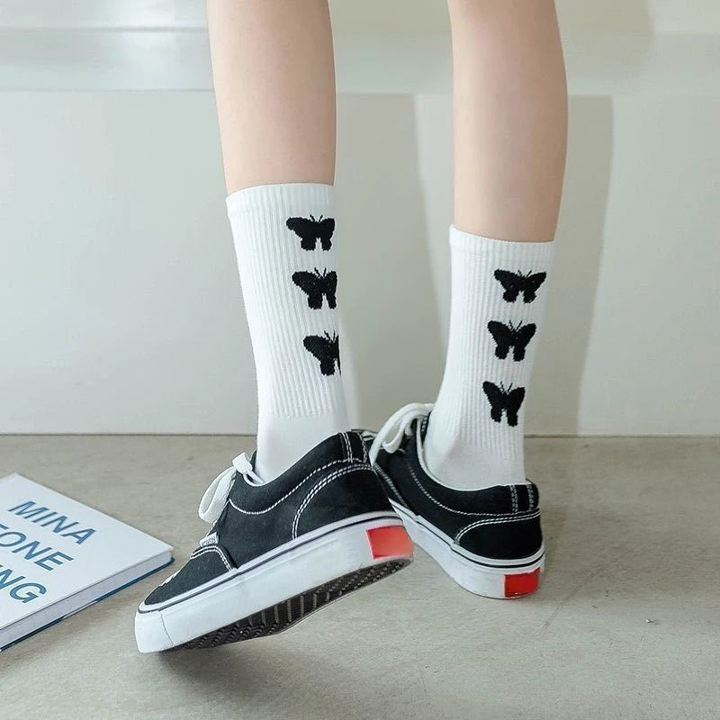 5 Pairs of Women's Mid Length Stockings Set in  Black And White With Butterfly Pattern Popular and versatile Sweat Absorption