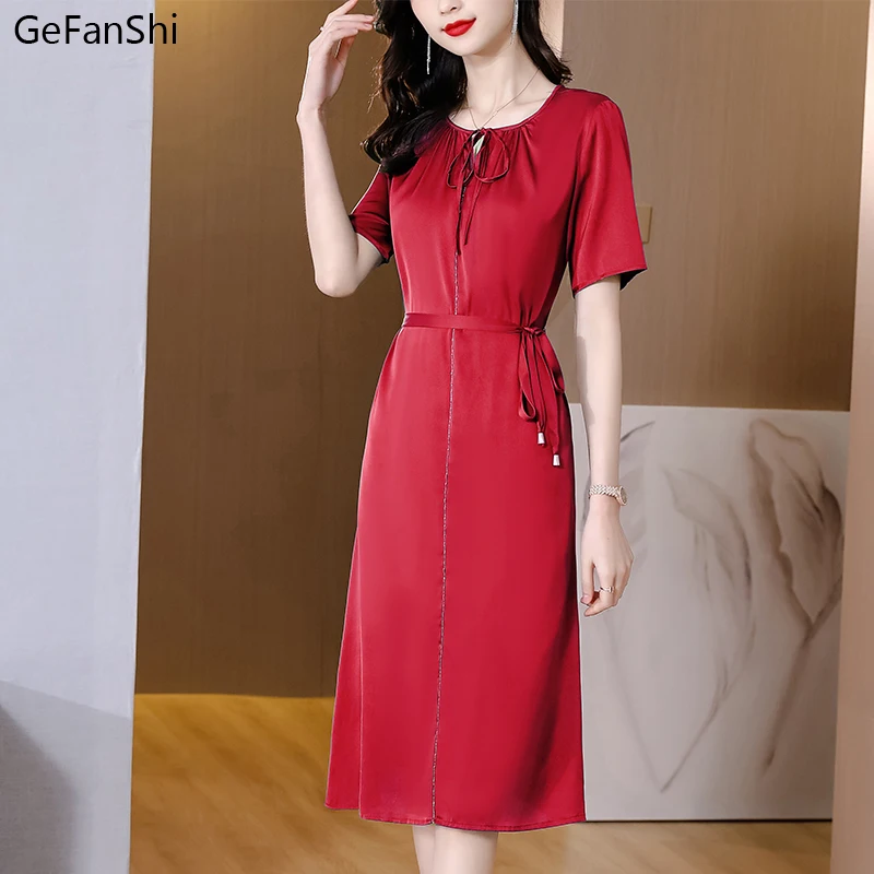 

2022 New Summer Fashion Woman Dresses Elegant Casual Silk Slim Dress Short Sleeve O-Neck Vintage Vestidos Green Red