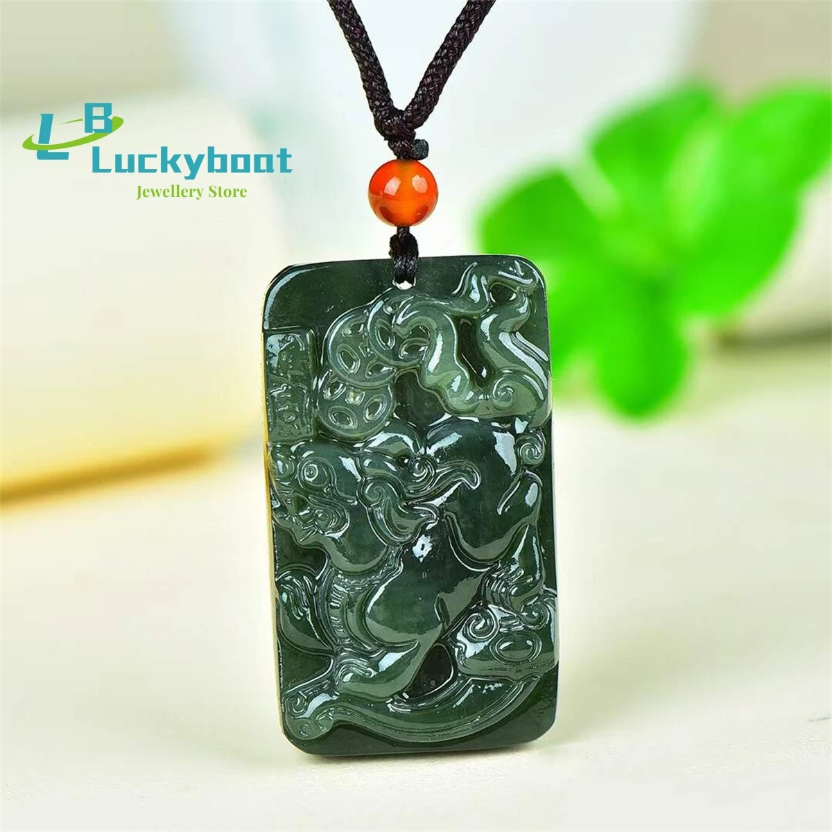 

Природный Hetian Qingyu, стремящийся к сокровищам, простой и персонализированный, универсальный и изысканный для мужчин и женщин