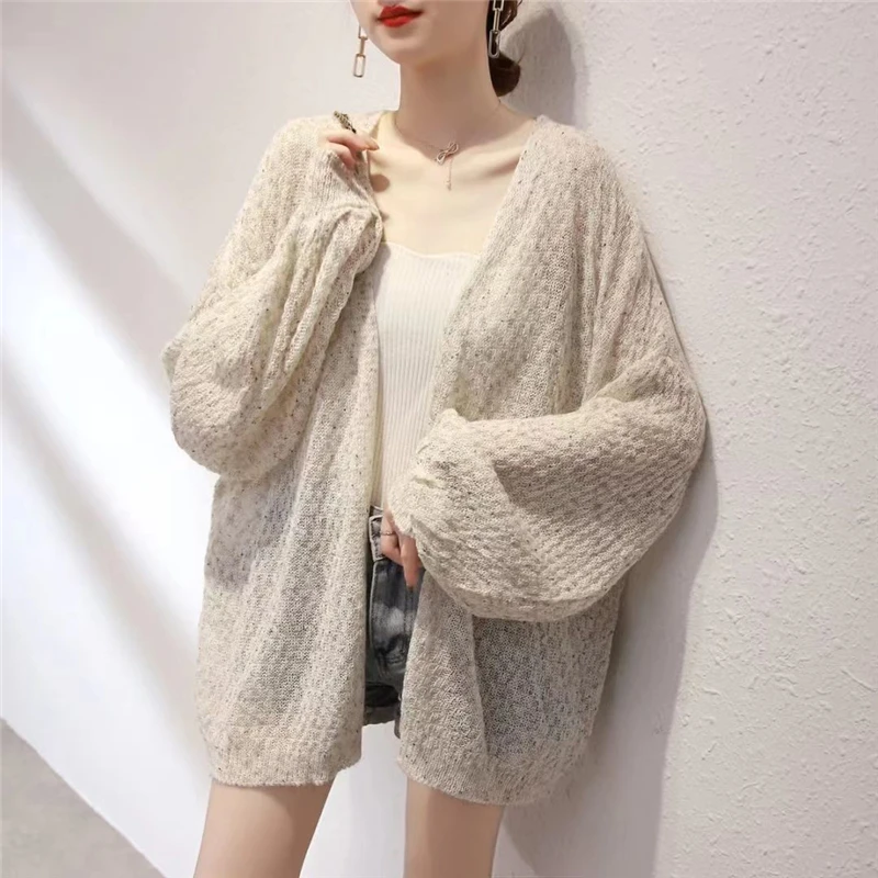 

Женский свободный кардиган с рукавами-фонариками