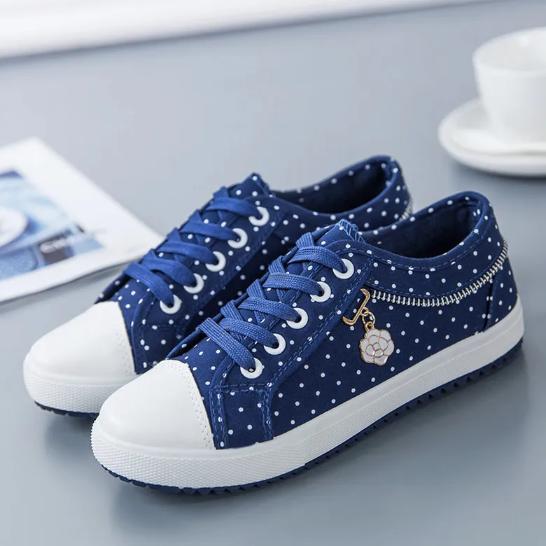 Women Shoes 2023 Fashion Summer Casual Shoes Cutouts Lace Canvas Hollow Breathable Platform Flat Shoes Woman Sneakers Zapatillas