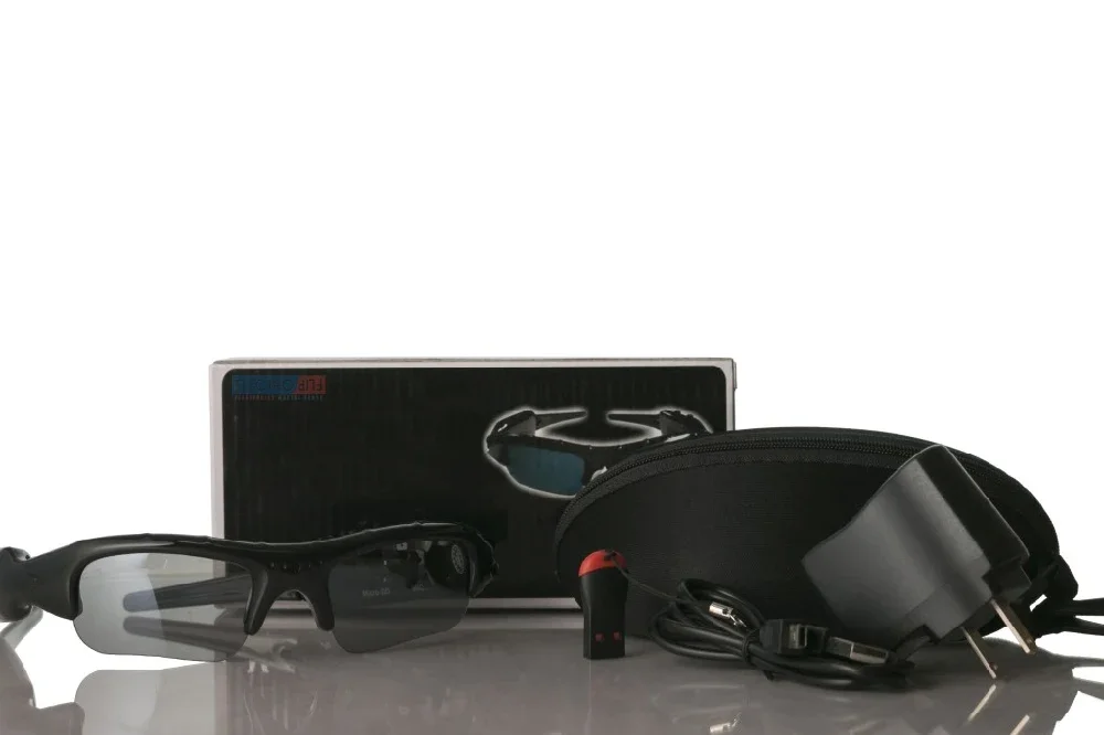 

Tourists Polarized DVR Video Camcorder w/ Auto Shut-Off Feature