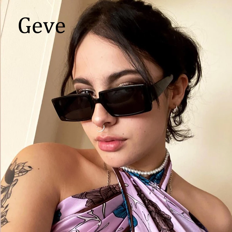 

Солнечные очки в прямоугольной маленькой оправе UV400 женские, модные солнцезащитные аксессуары в винтажном стиле, с квадратными и черными ли...